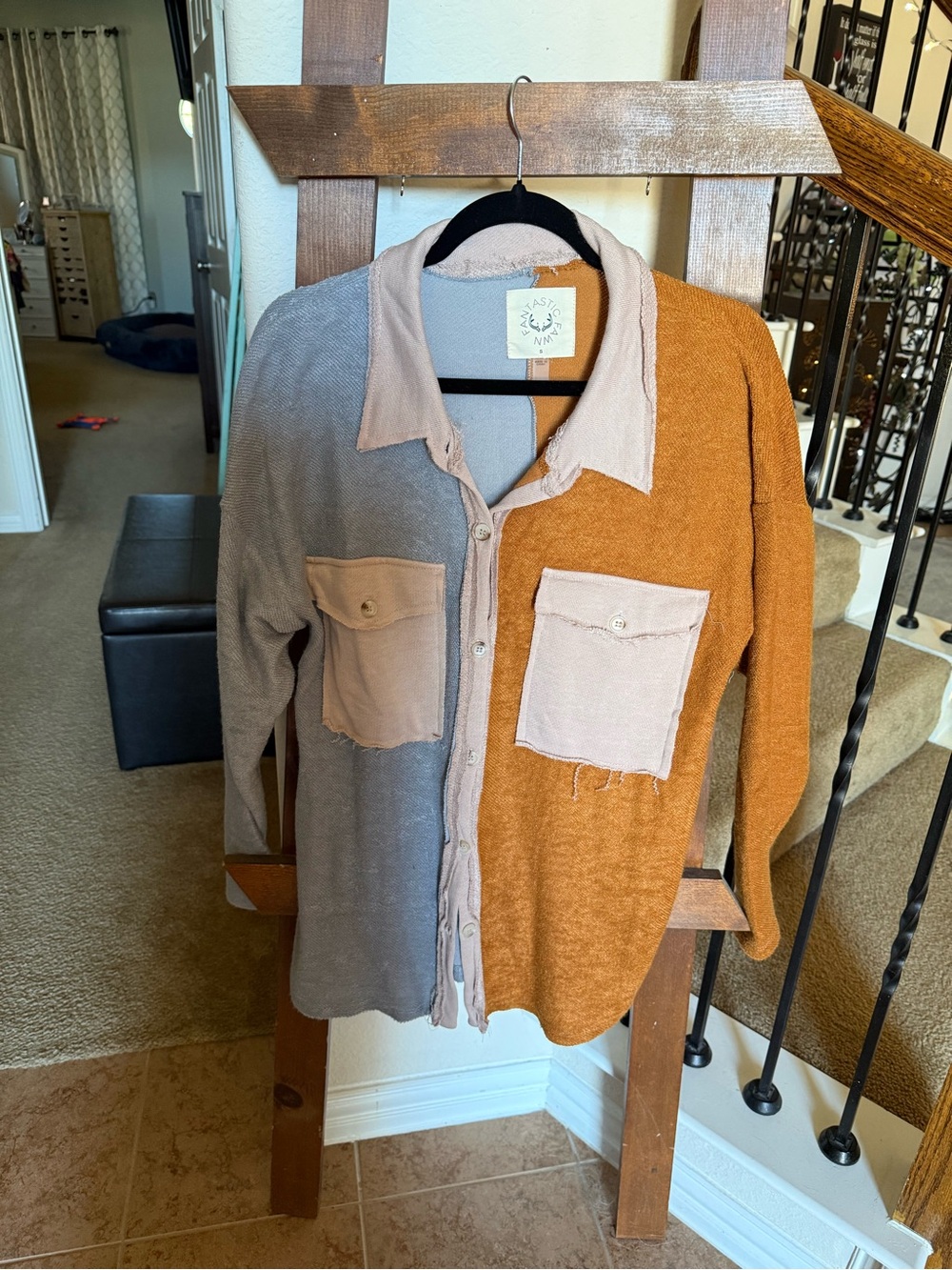 Fantastic Fawn Two-Tone Button-Front Shirt Jacket in Gray and Rust